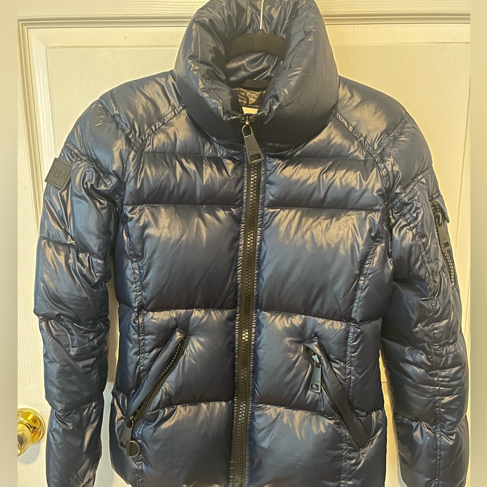 Down Puffer Jacket by SAM.